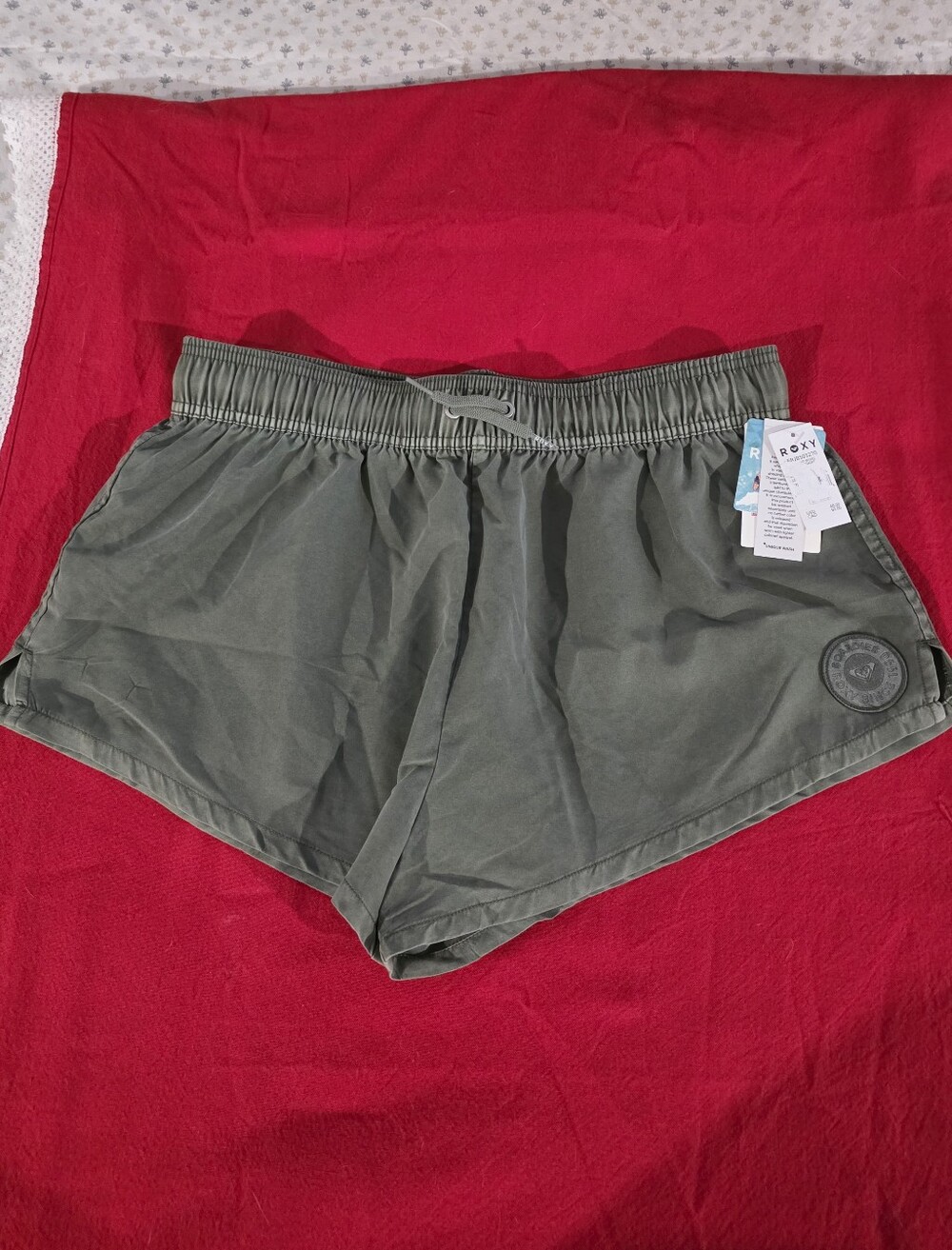 Roxy Women’s Olive Green Board Shorts - Picture 2 of 4